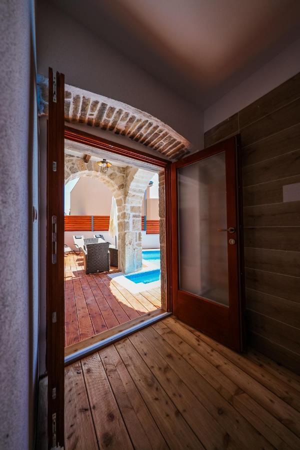 Holiday Home Mare Petrčane Zewnętrze zdjęcie